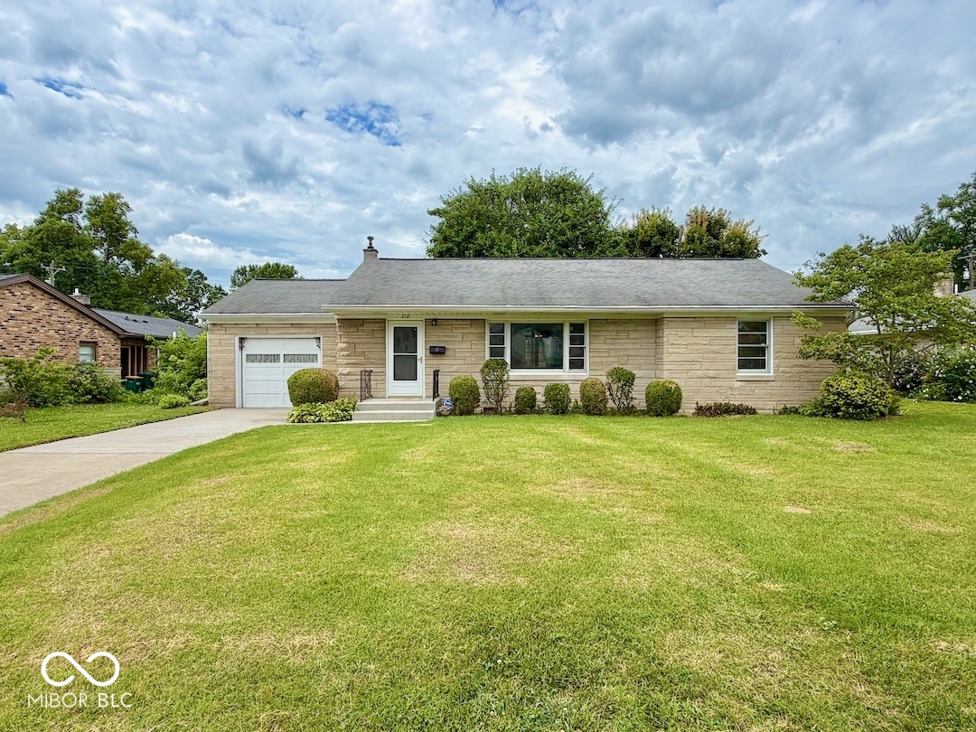 312 South Carr Road Plainfield, IN 46168 - Photo 1 of 45