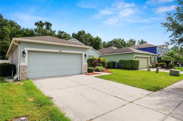 $270,000 | 1424 Wallace Manor Pass, Winter Haven, FL 33880