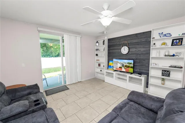 $270,000 | 1424 Wallace Manor Pass, Winter Haven, FL 33880