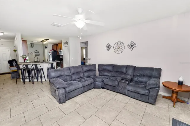 $270,000 | 1424 Wallace Manor Pass, Winter Haven, FL 33880