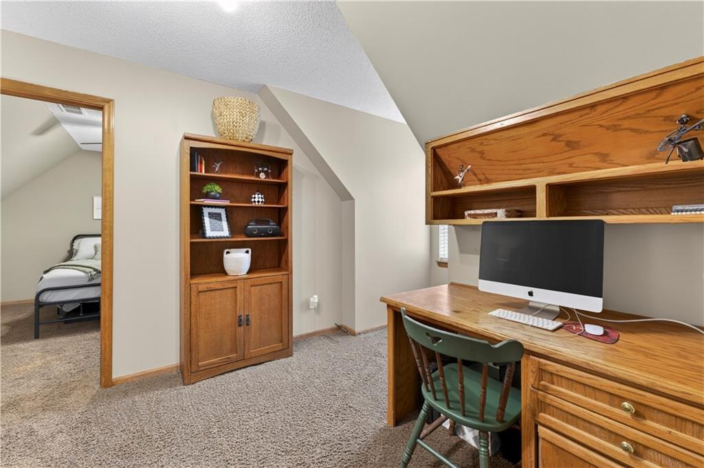 410 East Neil Chiles Road Buckner, MO 64016 - Photo 26 of 35