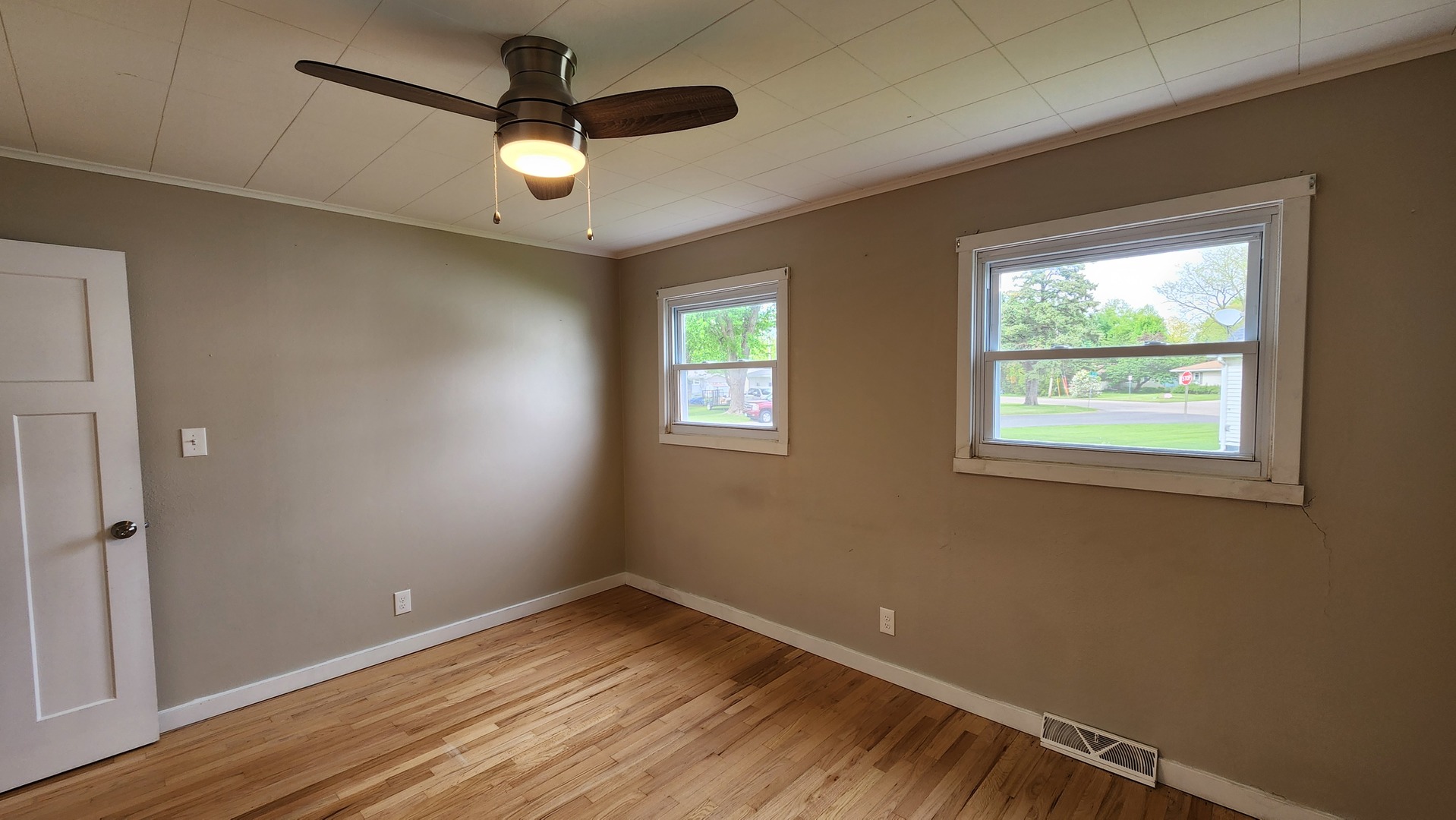 739 Highview Drive Clinton, IA 52732 - Photo 7 of 22