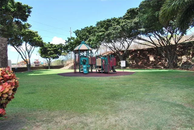 $1,500 | 1060 Kamehameha Highway, Unit 901A, Pearl City, HI 96782