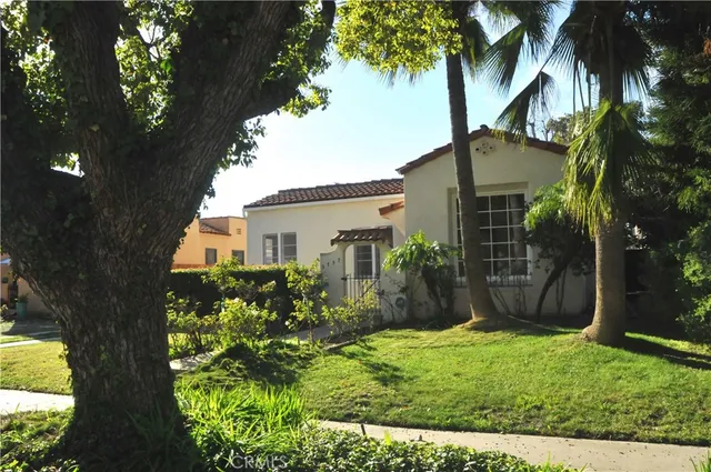 $899,900 | 3757 Gundry Avenue, Long Beach, CA 90807