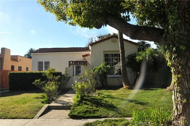 $899,900 | 3757 Gundry Avenue, Long Beach, CA 90807