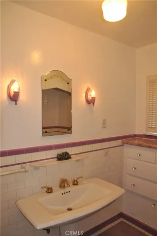 $899,900 | 3757 Gundry Avenue, Long Beach, CA 90807