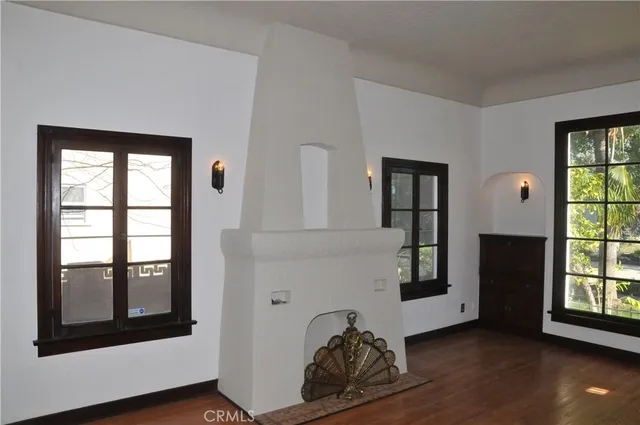 $899,900 | 3757 Gundry Avenue, Long Beach, CA 90807