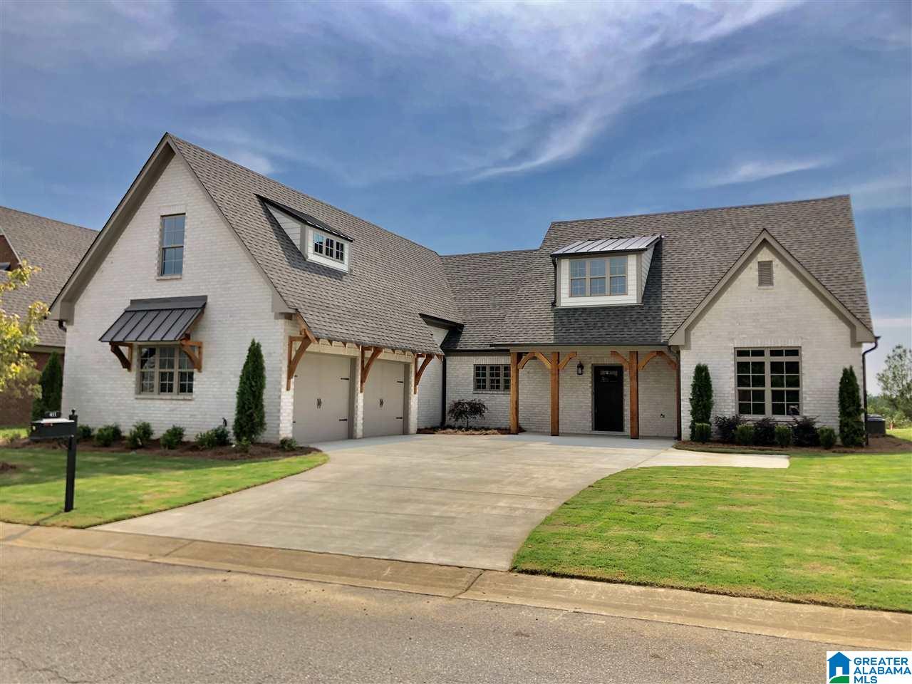 411 Oxford Way Pelham, AL 35124 - Photo 1 of 32