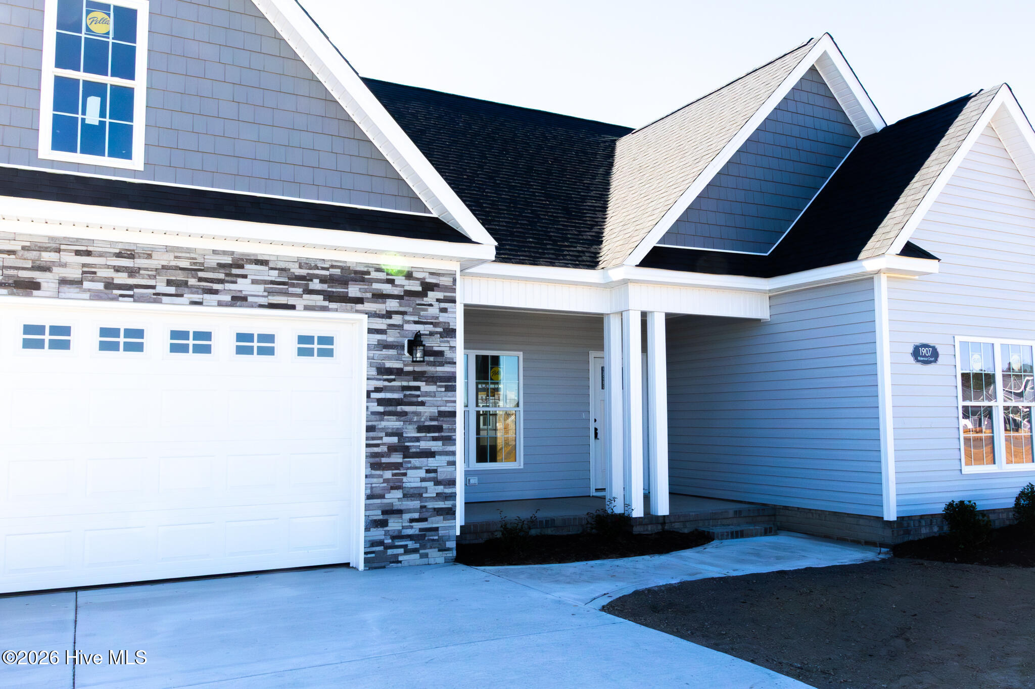 1907 Ridenour Court Greenville, NC 27834 - Photo 4 of 26 IMG_9596 2