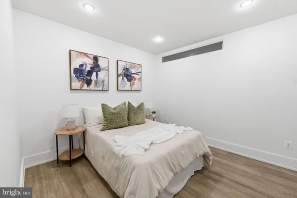 $2,000 | 1465 Harvard Street Northwest, Unit B101, Washington, DC 20009