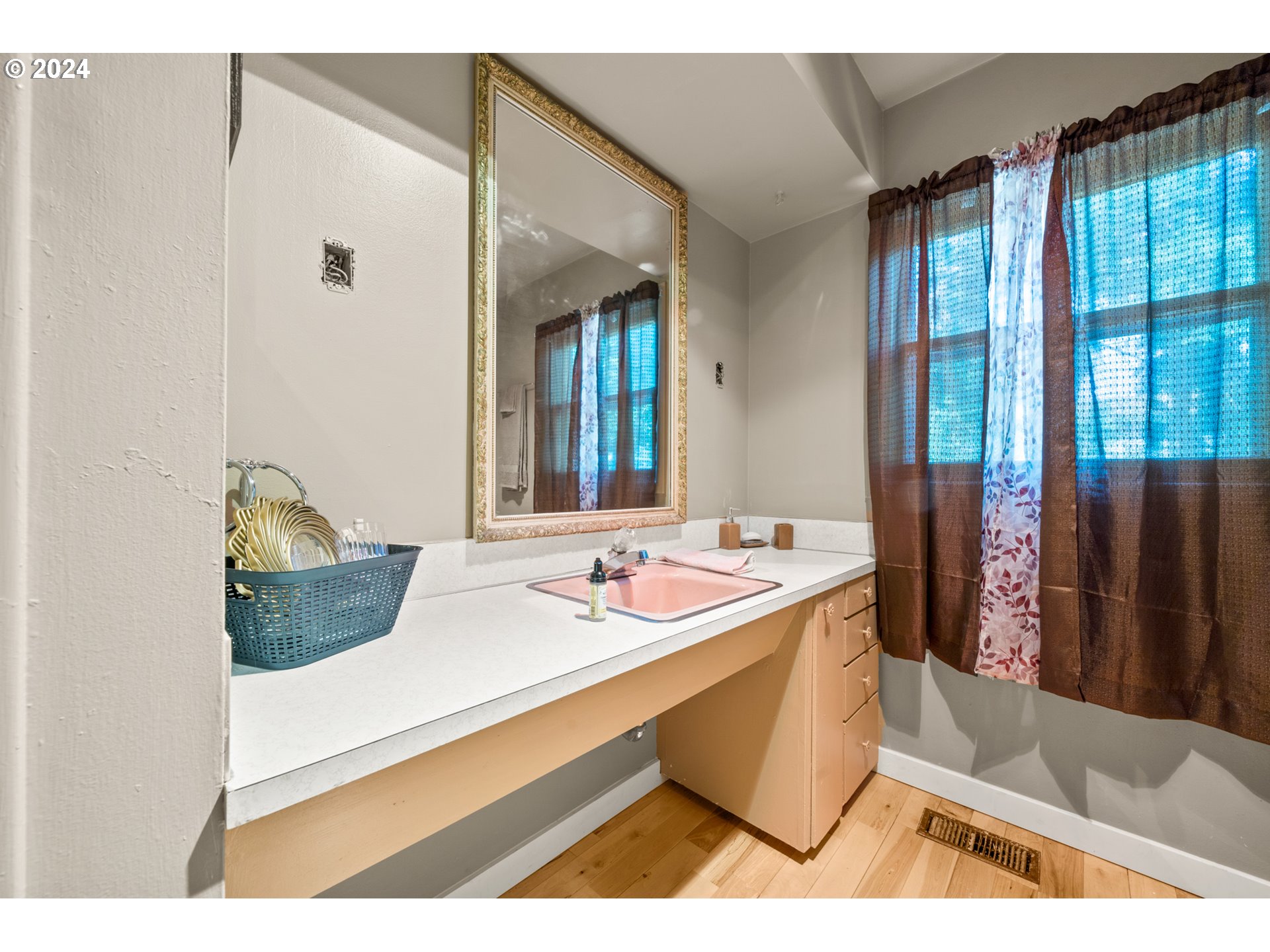 12160 Southwest Butner Road Portland, OR 97225 - Photo 13 of 21 Gallery Image 13