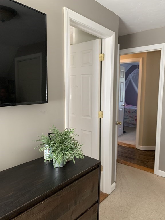 1051 Allen Street Springfield, MA 01118 - Photo 21 of 25