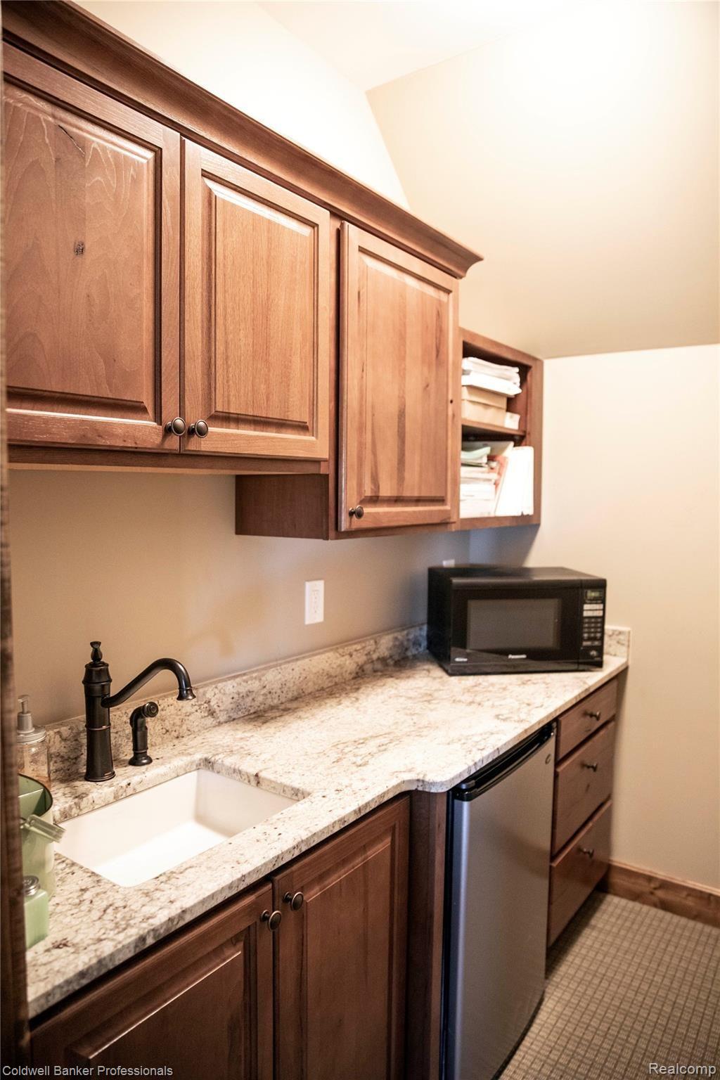 1848 East Beard Road Perry, MI 48872 - Photo 35 of 50 Even with a kitchenette!