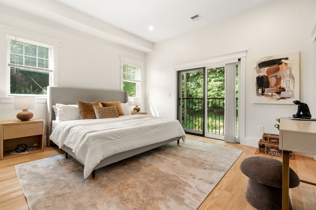 57-59 Highland Road, Unit 59 Brookline, MA 02445 - Photo 10 of 29