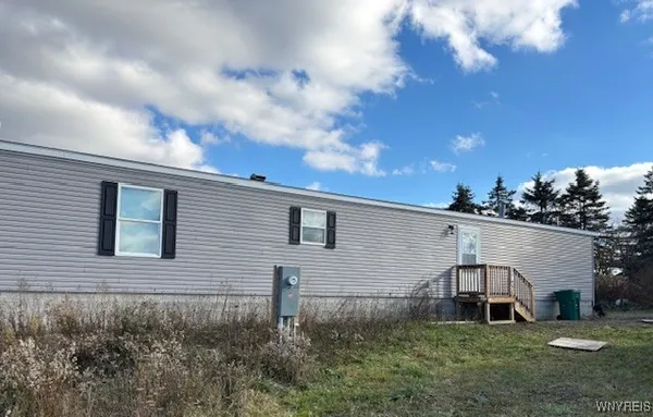 $250,000 | 11156 Weaver Road, Delevan, NY 14042