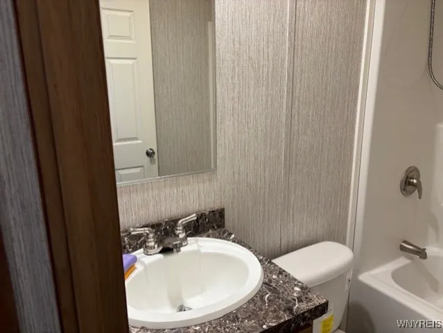 $250,000 | 11156 Weaver Road, Delevan, NY 14042