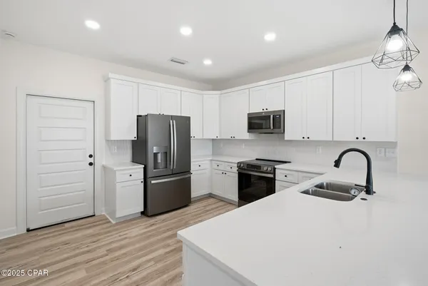 $399,900 | 6517 Pine Drive, Panama City Beach, FL 32408