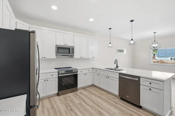 $399,900 | 6517 Pine Drive, Panama City Beach, FL 32408