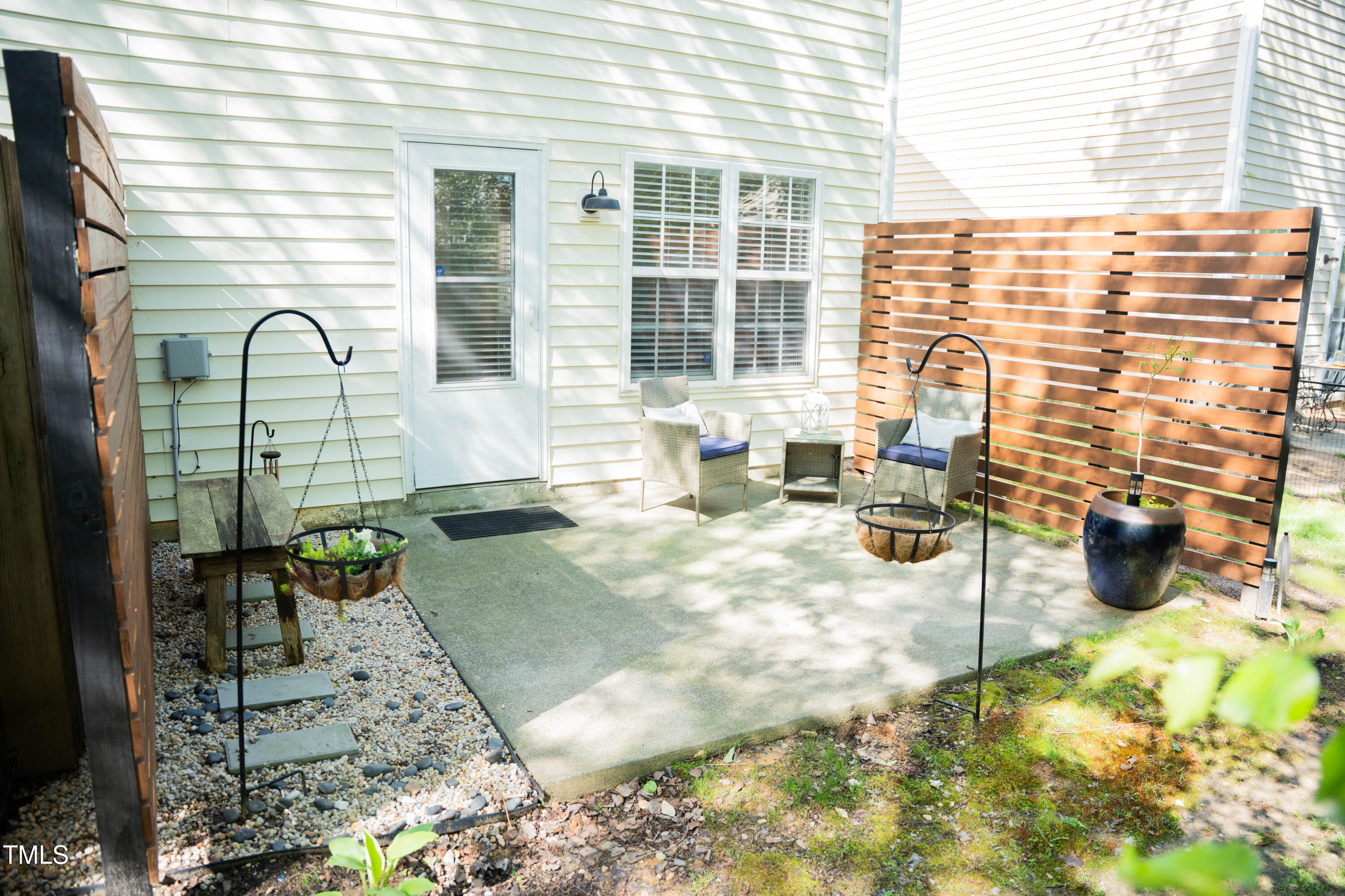 2036 Metacomet Way Raleigh, NC 27604 - Photo 14 of 21 DSC02920-11