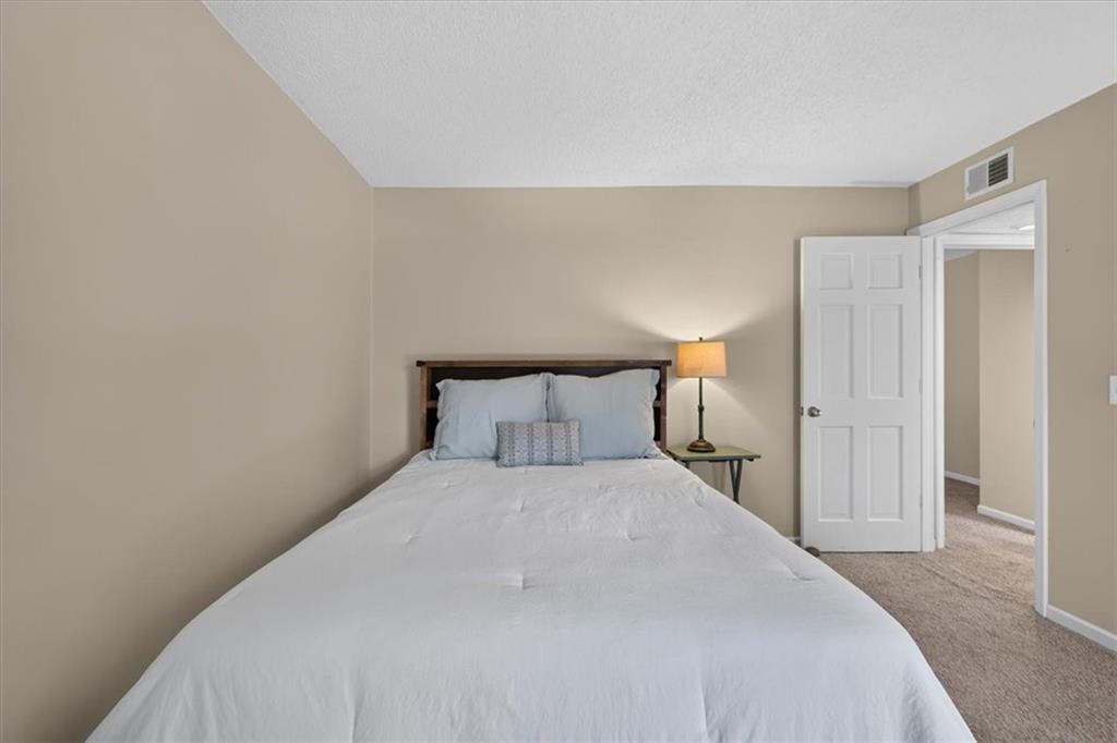 3608 Gillham Road, Unit 26 Kansas City, MO 64111 - Photo 37 of 45