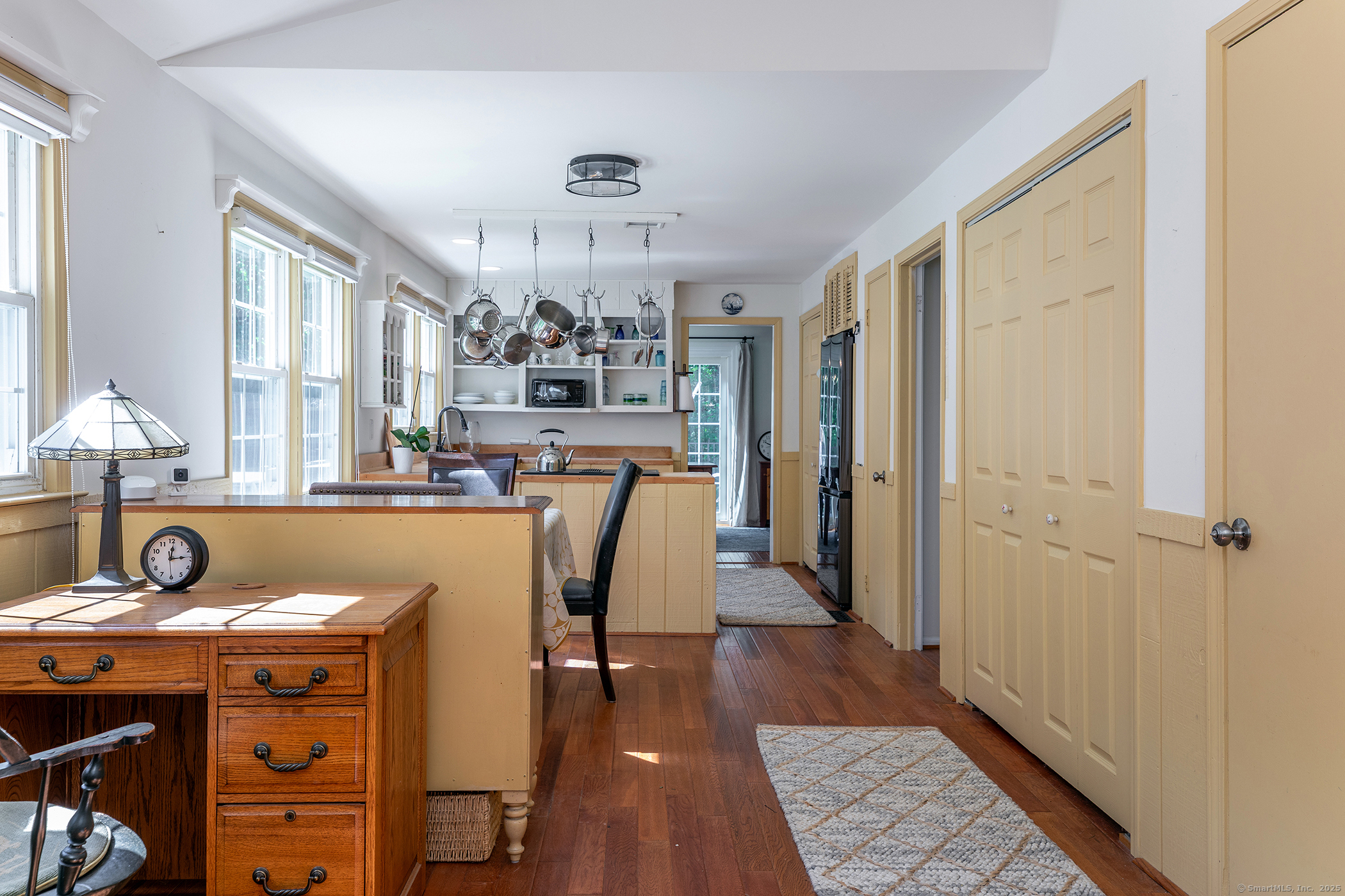 286 South Street Roxbury, CT 06783 - Photo 15 of 36 a very nice looking dining room with furniture