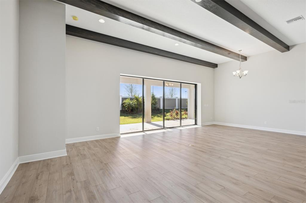 11218 Rustic Timber Loop San Antonio, FL 33576 - Photo 3 of 37 Gallery Image 3