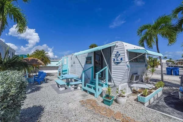 $285,000 | 701 Spanish Main Drive, Unit LOT 423, Cudjoe, FL 33042
