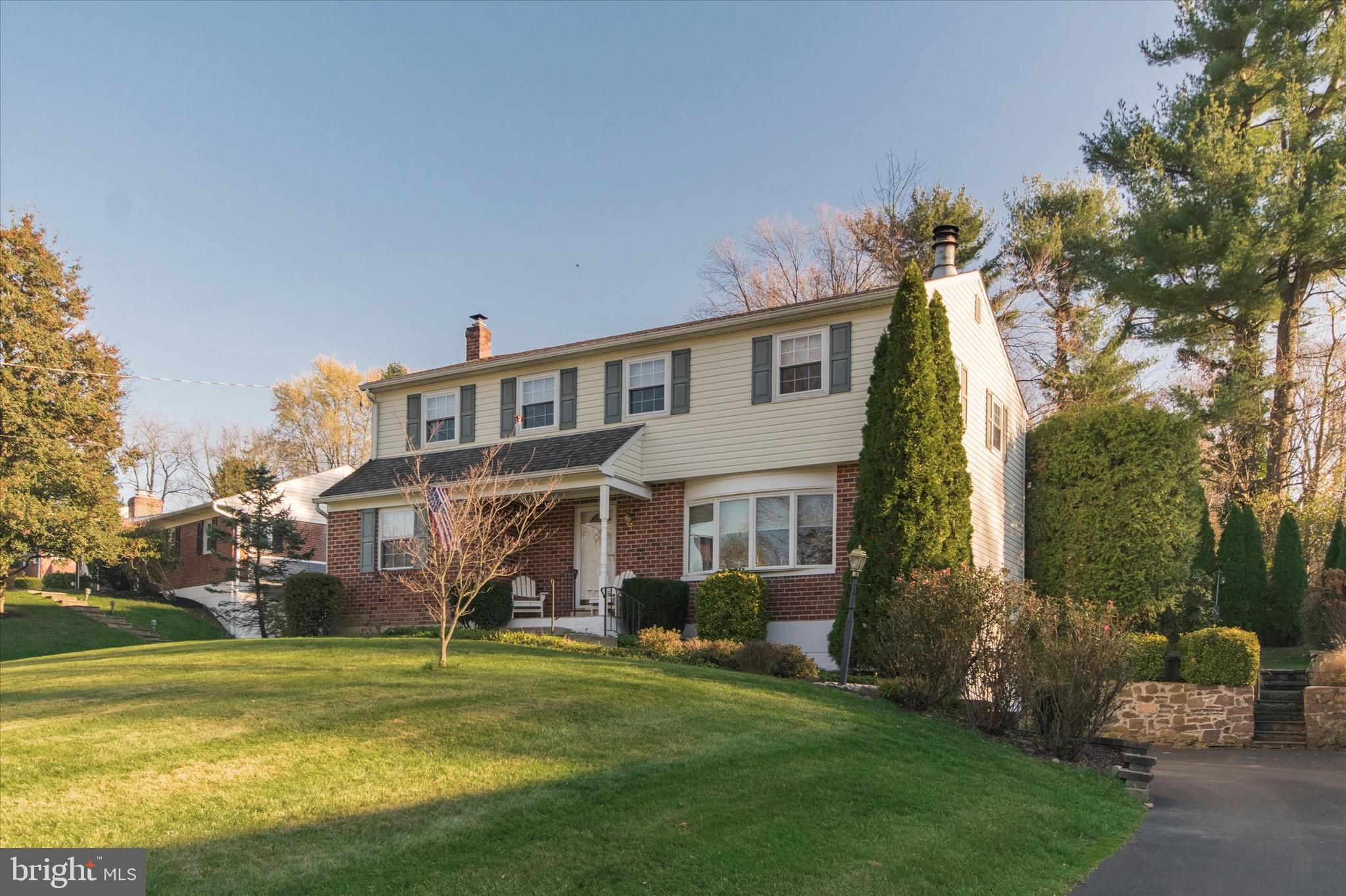 127 Brookside Road Newtown Square, PA 19073 - Photo 1 of 27