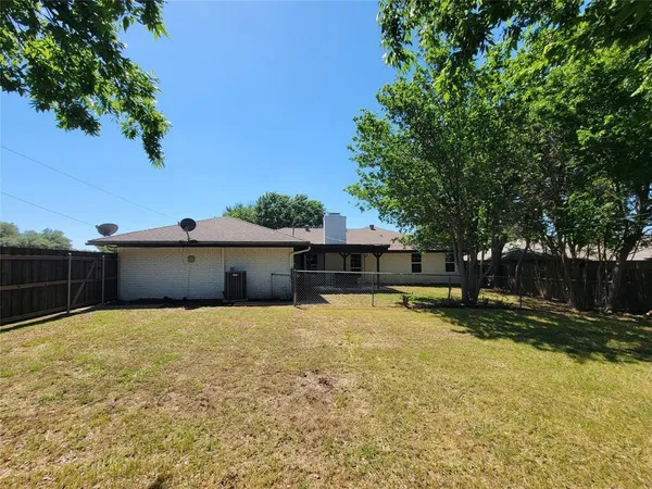$315,000 | 4750 Winesanker Way, Fort Worth, TX 76133