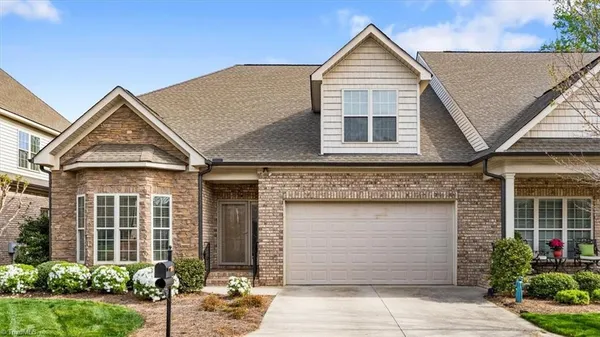 $477,700 | 204 Jordan Ridge Way, Jamestown, NC 27282