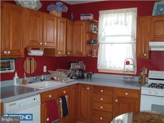 4011 Ellendale Road Drexel Hill, PA 19026 - Photo 5 of 12 Kitchen