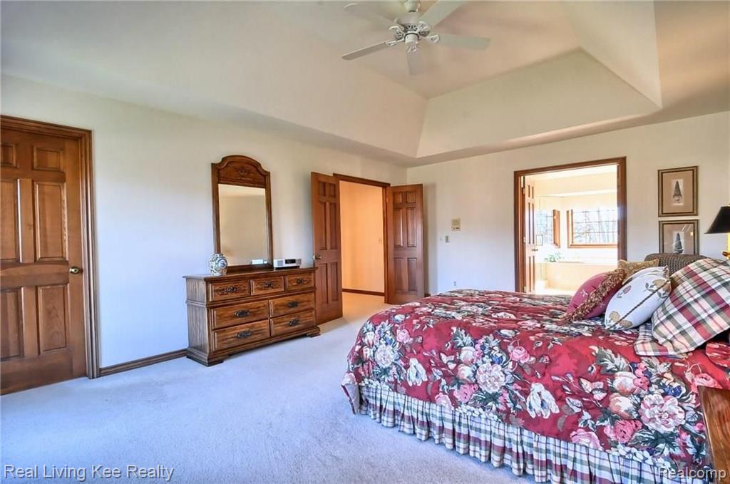 1464 Highpoint Court Rochester, MI 48306 - Photo 18 of 43