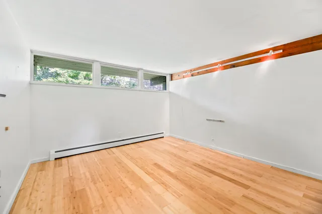 $619,900 | 9470 North Sleepy Hollow Road, Bayside, WI 53217