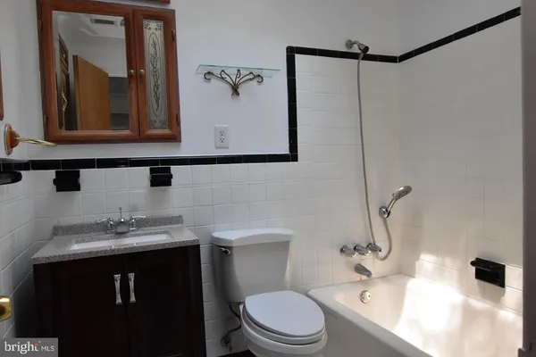 $695,000 | 7201 Barry Road, Alexandria, VA 22315