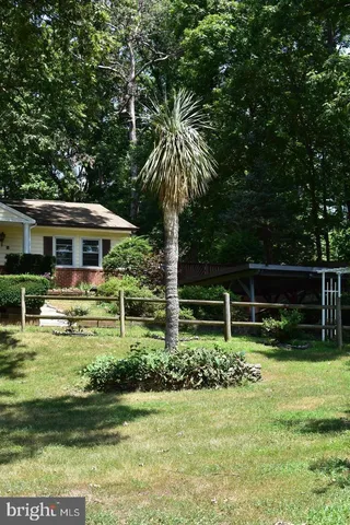 $695,000 | 7201 Barry Road, Alexandria, VA 22315