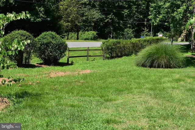 $695,000 | 7201 Barry Road, Alexandria, VA 22315