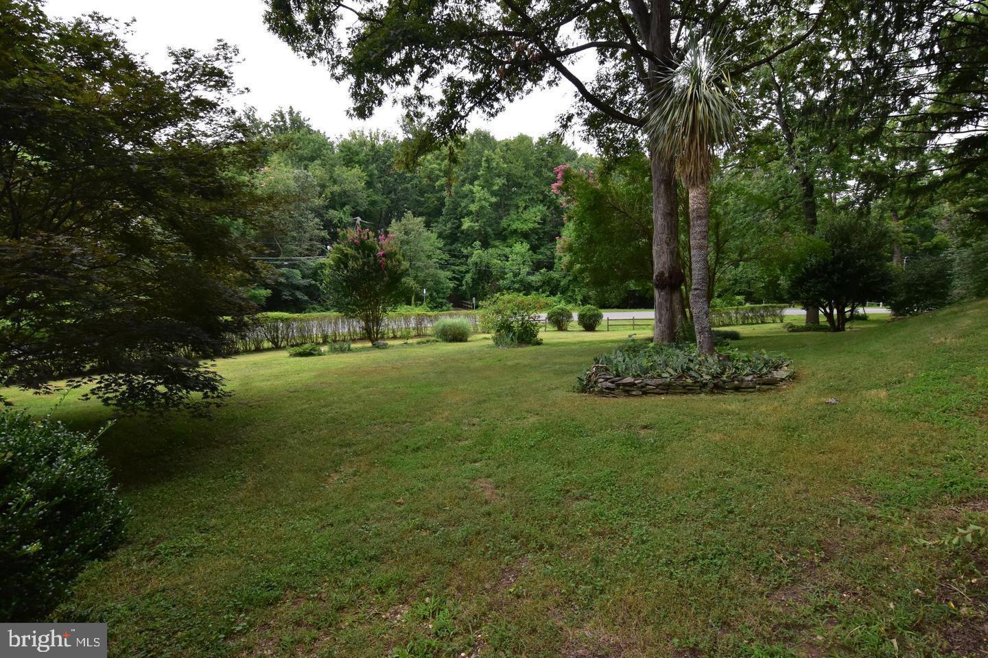 7201 Barry Road Alexandria, VA 22315 - Photo 39 of 40