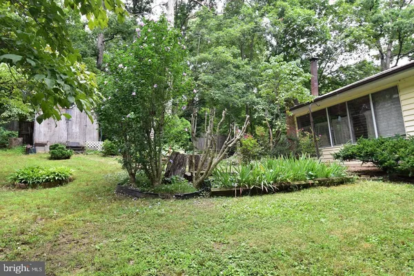 $695,000 | 7201 Barry Road, Alexandria, VA 22315