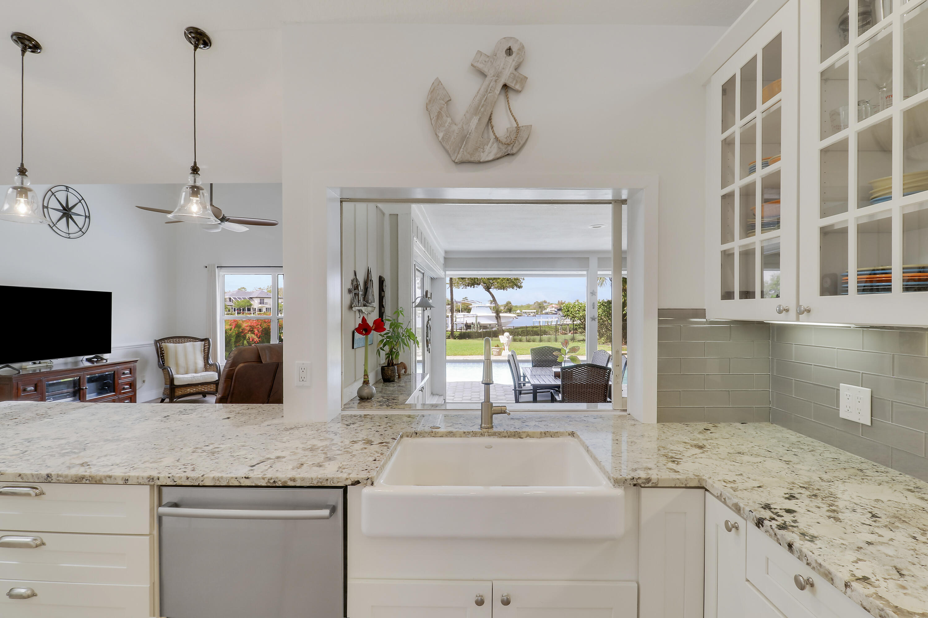 18815 Southeast River Ridge Road Jupiter, FL 33469 - Photo 12 of 70 Kitchen