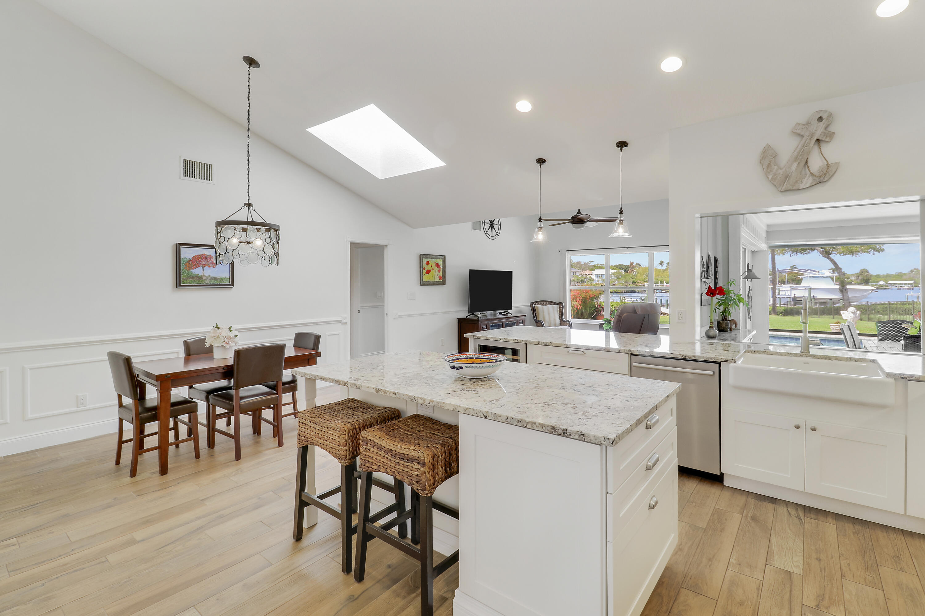 18815 Southeast River Ridge Road Jupiter, FL 33469 - Photo 13 of 70 Kitchen
