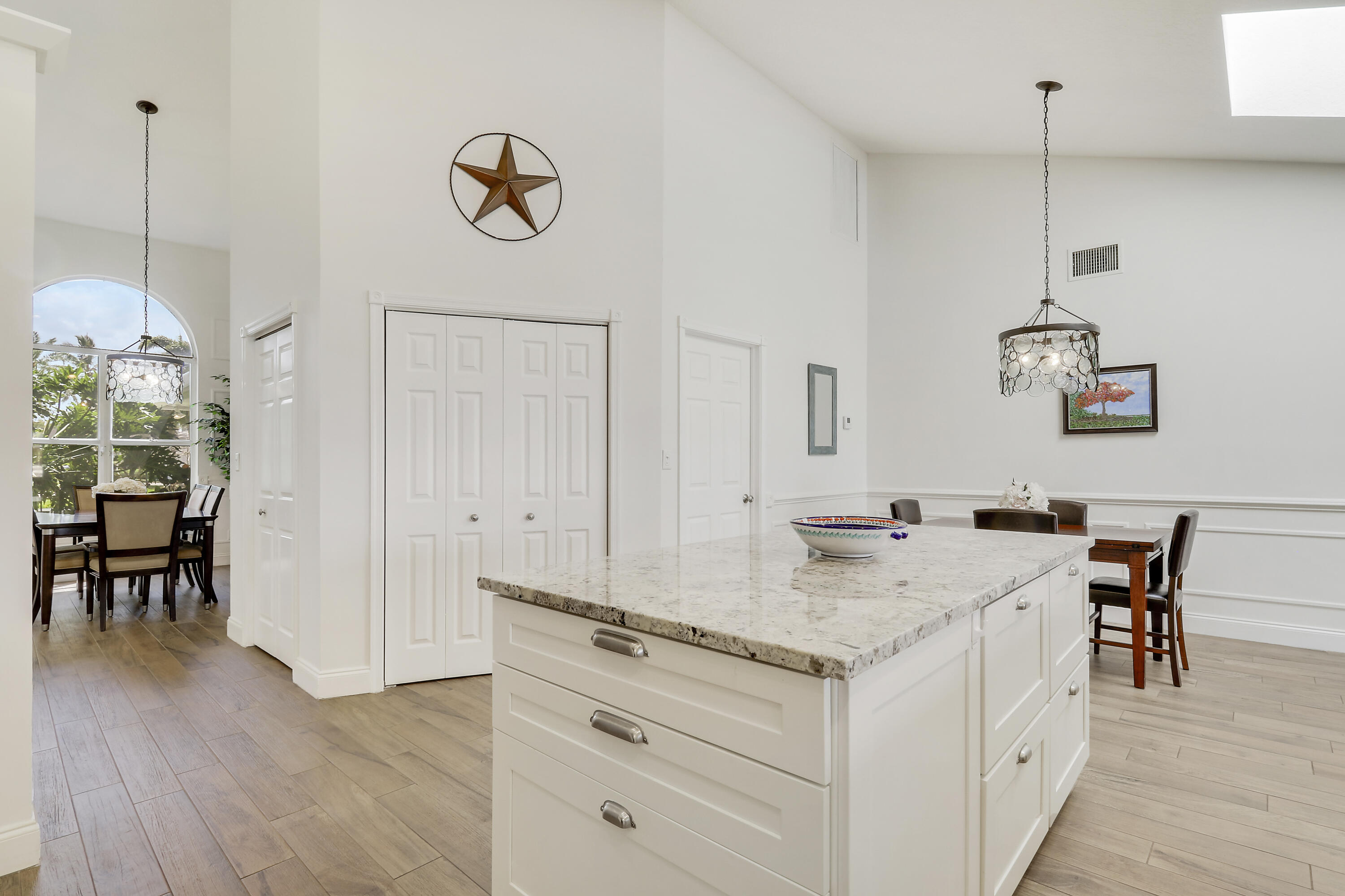 18815 Southeast River Ridge Road Jupiter, FL 33469 - Photo 17 of 70 Kitchen