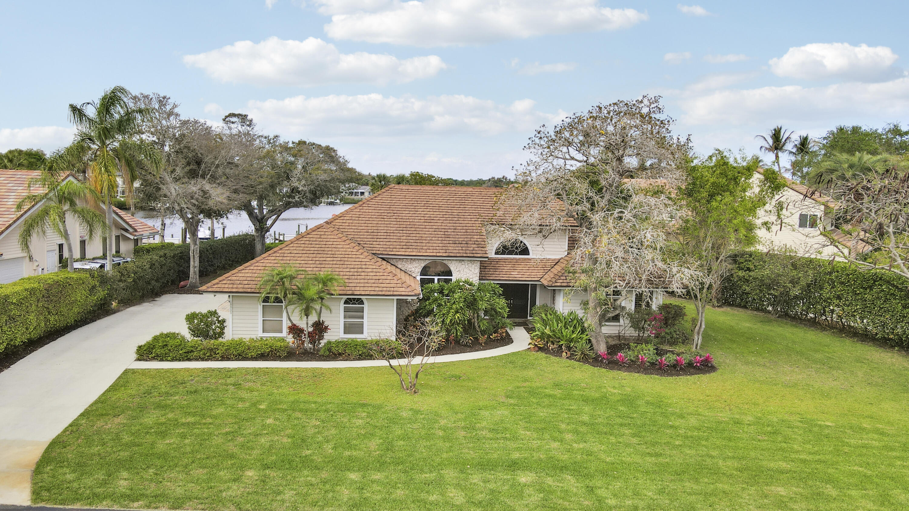 18815 Southeast River Ridge Road Jupiter, FL 33469 - Photo 2 of 70 Front Exterior