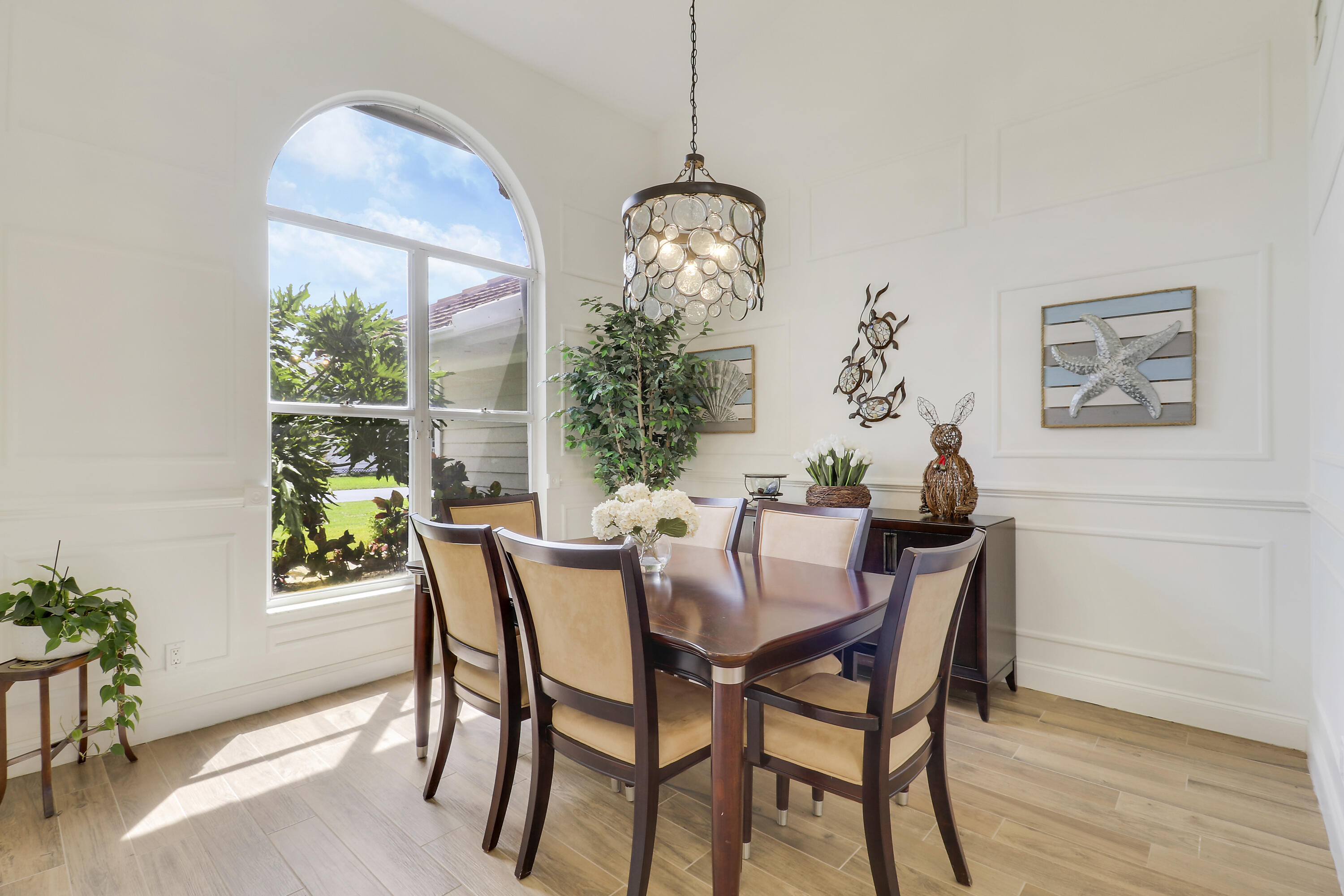 18815 Southeast River Ridge Road Jupiter, FL 33469 - Photo 34 of 70 Dining Room
