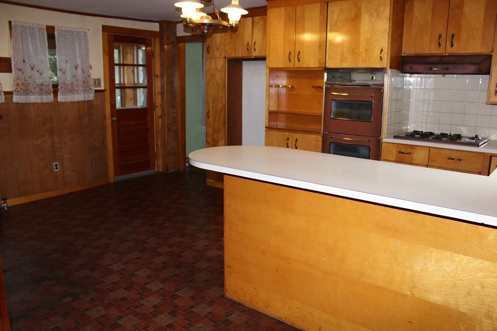 254 Main Road Colrain, MA 01340 - Photo 8 of 19