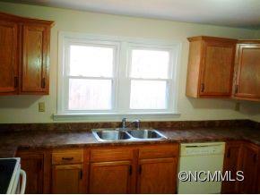 15 Old Heywood Road Arden, NC 28704 - Photo 3 of 10 Gallery Image 3