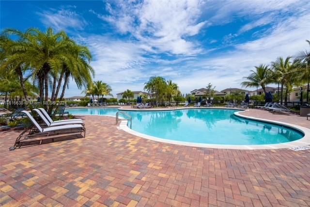 9222 West 33rd Lane, Unit 9222 Hialeah, FL 33018 - Photo 3 of 28