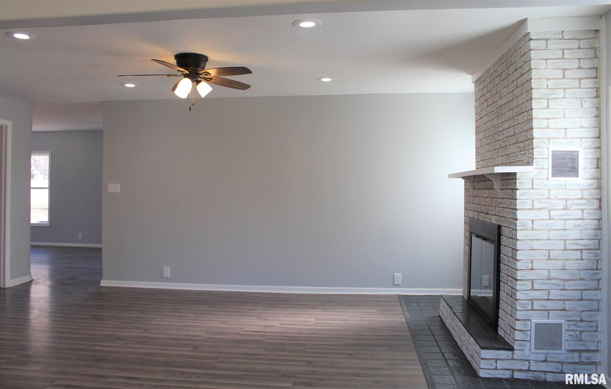 9920 77th Street West Taylor Ridge, IL 61284 - Photo 6 of 27 Gallery Image 6