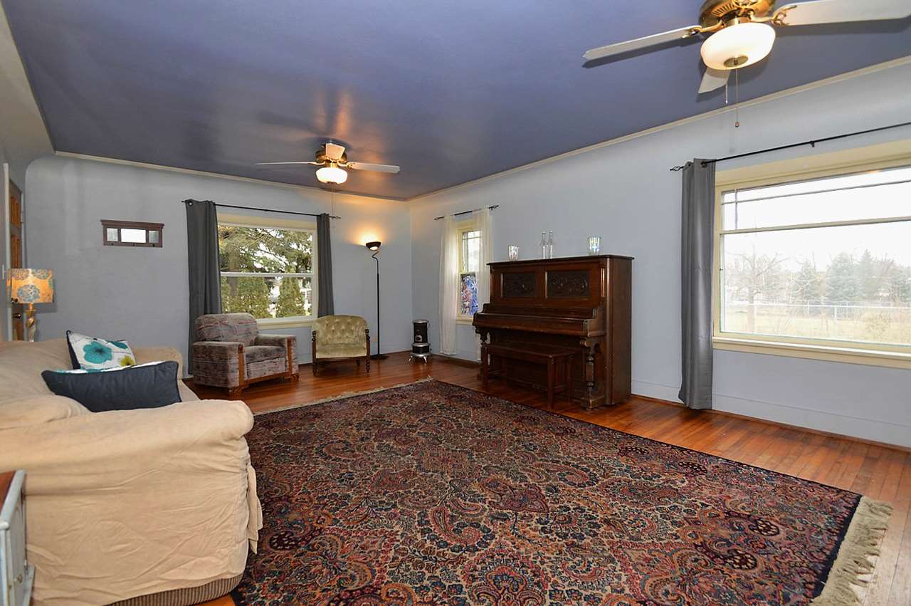 1121 North University Road Spokane, WA 99206 - Photo 3 of 20