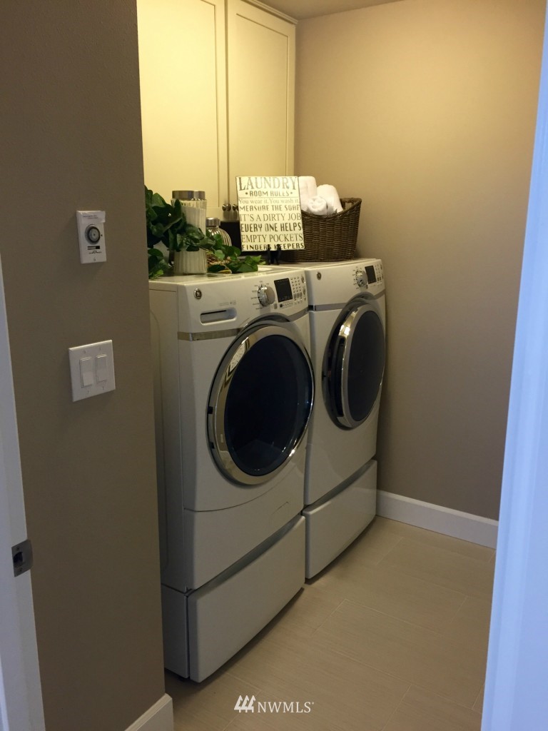 11077 5th Avenue Southwest Seattle, WA 98146 - Photo 14 of 14 Gallery Image 14