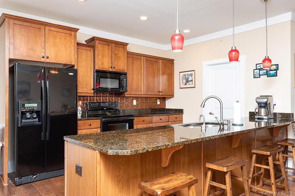 2415 Bergamot Street Tega Cay, SC 29708 - Photo 8 of 29 Gallery Image 8